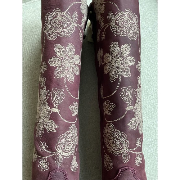 Liberty Black Embroiled Pressed Blossom Cowgirls Boots - Picture 6 of 15